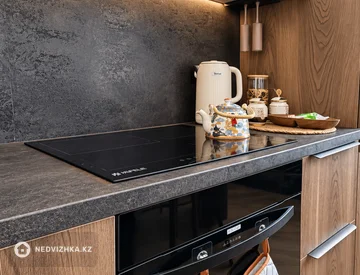 2-комнатная квартира, этаж 16 из 18, 45 м², На длительный срок, миниатюра 7