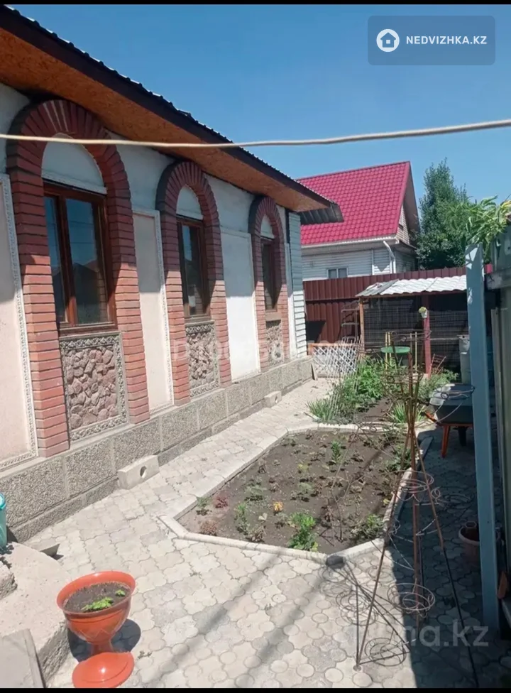 5-комнатный дом, 5.7 соток, 108 м², фотография 2