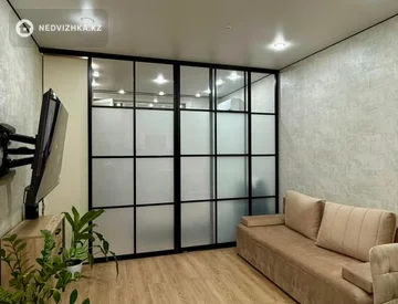 1-комнатная квартира, этаж 2 из 5, 30 м², миниатюра 2