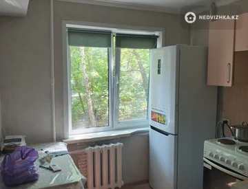 2-комнатная квартира, этаж 1 из 5, 45 м², миниатюра 6