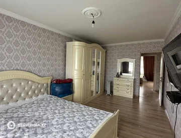 3-комнатная квартира, этаж 4 из 5, 66 м², На длительный срок, миниатюра 6