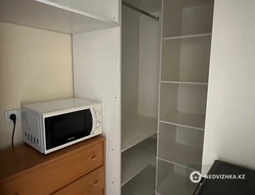 3-комнатная квартира, этаж 4 из 5, 66 м², На длительный срок, миниатюра 12