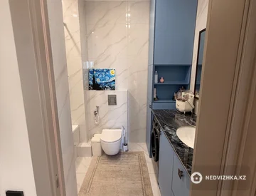 2-комнатная квартира, этаж 16 из 16, 58 м², миниатюра 10