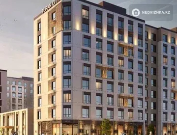 4-комнатная квартира, этаж 2 из 9, 118 м², миниатюра 1