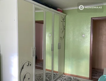 3-комнатная квартира, этаж 5 из 5, 56 м², миниатюра 5