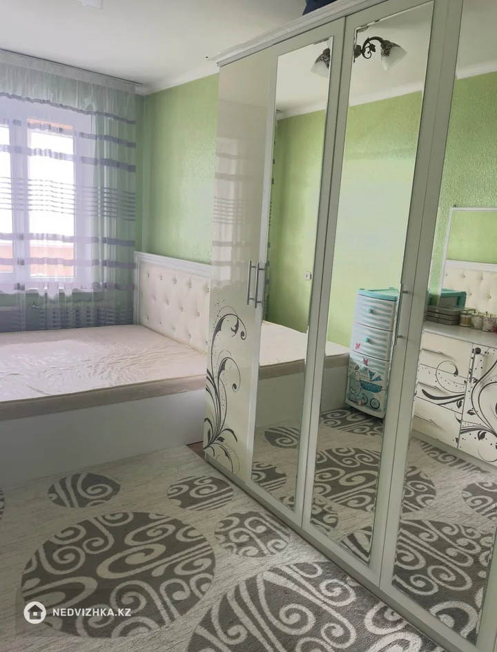 3-комнатная квартира, этаж 5 из 5, 56 м², фотография 4