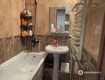 3-комнатная квартира, этаж 5 из 5, 56 м², миниатюра 10