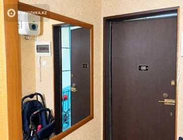 2-комнатная квартира, этаж 5 из 5, 56 м², миниатюра 2