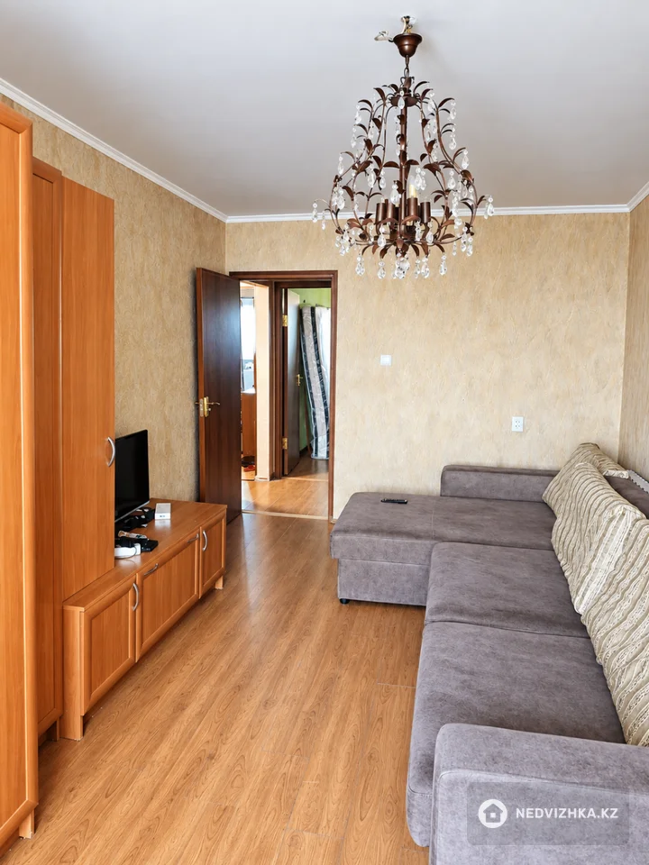 2-комнатная квартира, этаж 5 из 5, 56 м², фотография 4