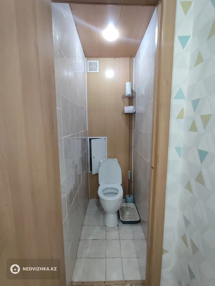 4-комнатная квартира, этаж 4 из 5, 63 м², фотография 5