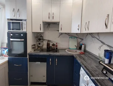 4-комнатная квартира, этаж 4 из 5, 63 м², миниатюра 6