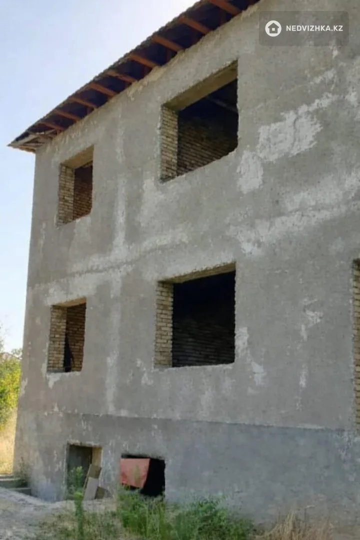 7-комнатный дом, 6.2 соток, 310 м²