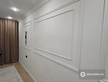 3-комнатная квартира, этаж 9 из 9, 71 м², миниатюра 1