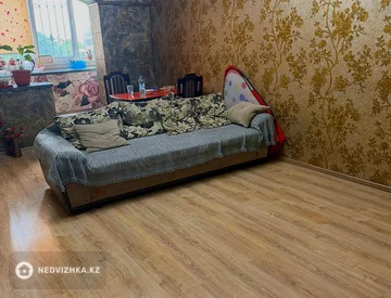 3-комнатная квартира, этаж 4 из 19, 100 м², На длительный срок, миниатюра 4