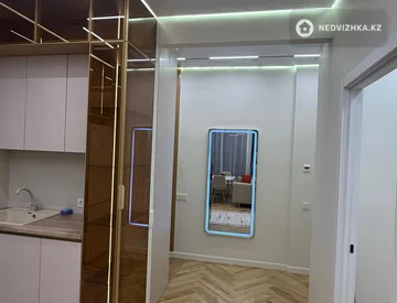 2-комнатная квартира, этаж 1 из 7, 47 м², миниатюра 2