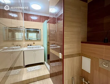 3-комнатная квартира, этаж 3 из 7, 140 м², На длительный срок, миниатюра 10