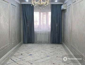 3-комнатная квартира, этаж 3 из 6, 82 м², миниатюра 1