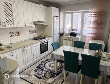 3-комнатная квартира, этаж 3 из 6, 82 м², миниатюра 5