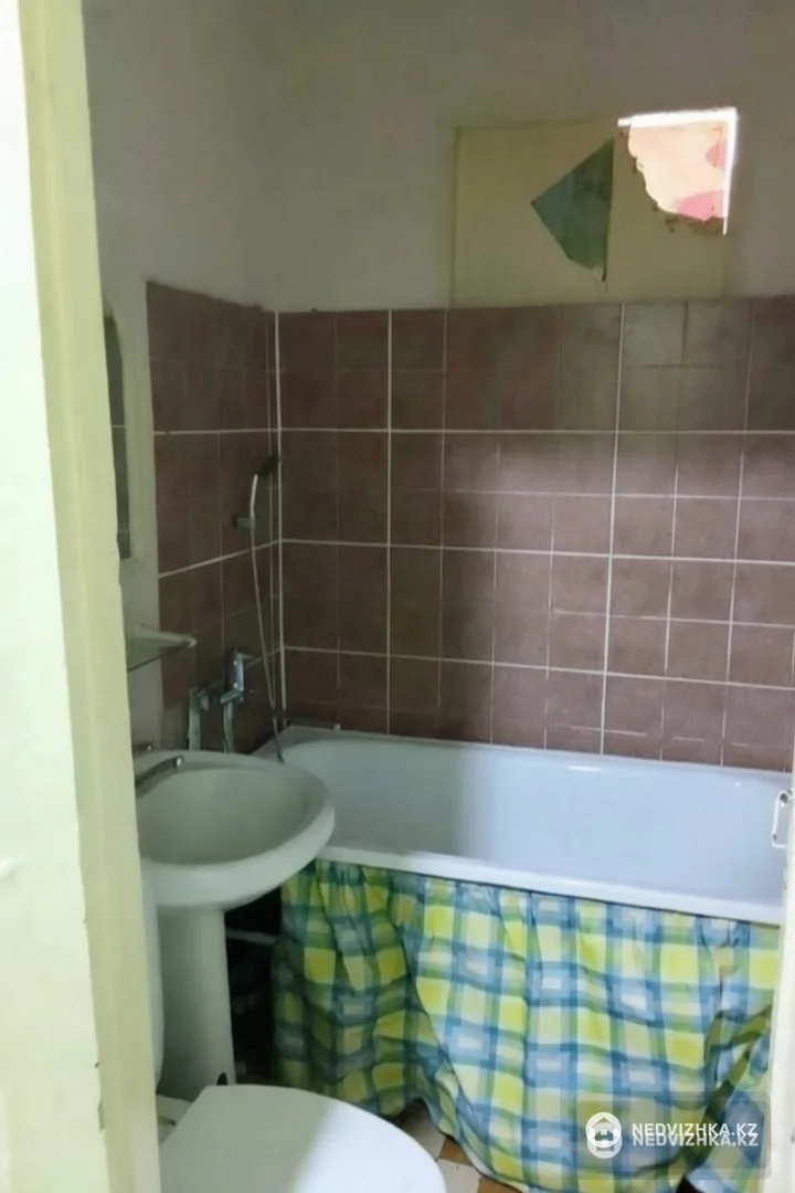 1-комнатная квартира, этаж 4 из 5, 31 м², фотография 4