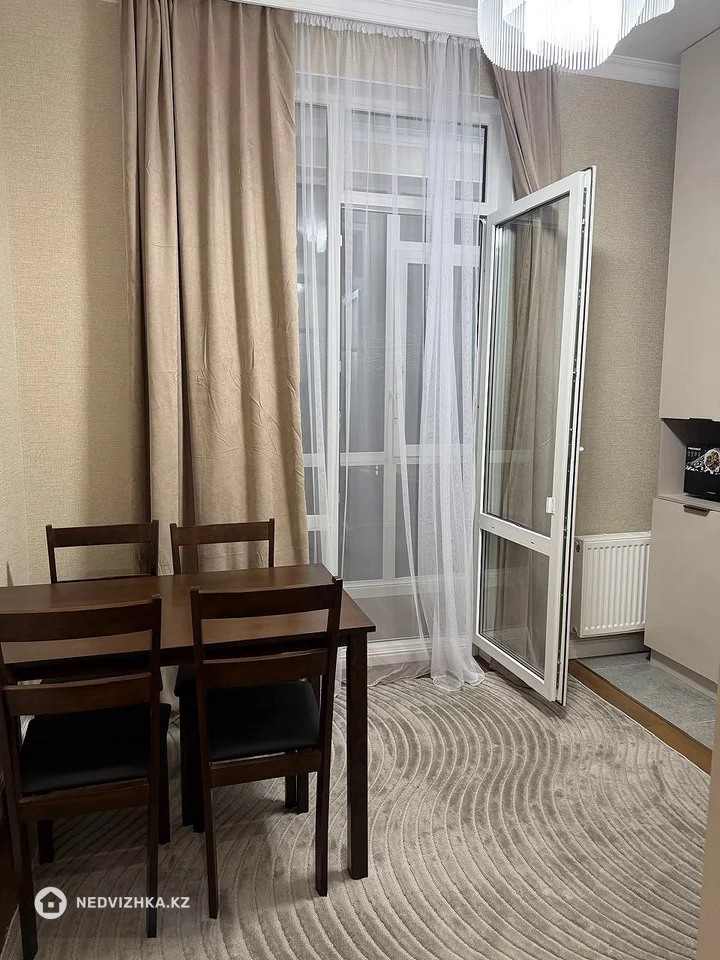 1-комнатная квартира, этаж 2 из 12, 45 м², На длительный срок, фотография 2