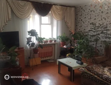 1-комнатная квартира, этаж 3 из 5, 38 м², миниатюра 1