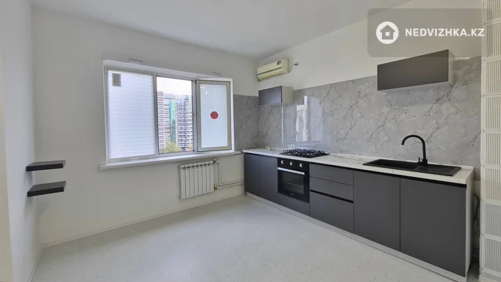 2-комнатная квартира, этаж 9 из 9, 62 м², фотография 2