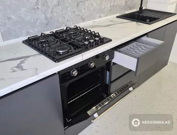 2-комнатная квартира, этаж 9 из 9, 62 м², миниатюра 3