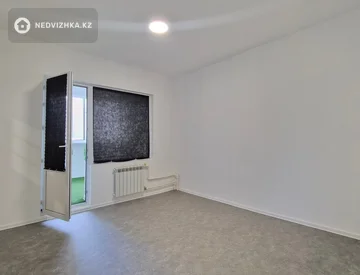 2-комнатная квартира, этаж 9 из 9, 62 м², миниатюра 11