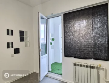 2-комнатная квартира, этаж 9 из 9, 62 м², миниатюра 10