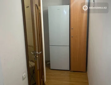 1-комнатная квартира, этаж 2 из 4, 50 м², На длительный срок, миниатюра 4