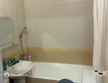 1-комнатная квартира, этаж 2 из 4, 50 м², На длительный срок, миниатюра 3