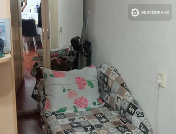 1-комнатная квартира, этаж 2 из 10, 43 м², миниатюра 8