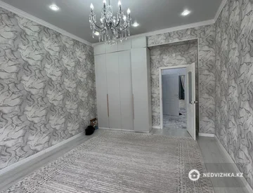 3-комнатная квартира, этаж 7 из 10, 110 м², миниатюра 3