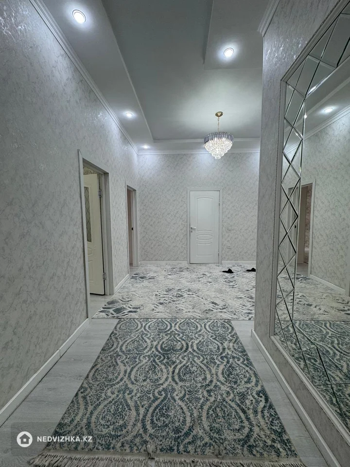 3-комнатная квартира, этаж 7 из 10, 110 м², фотография 5