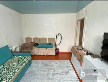 3-комнатная квартира, этаж 2 из 2, 57 м², миниатюра 3