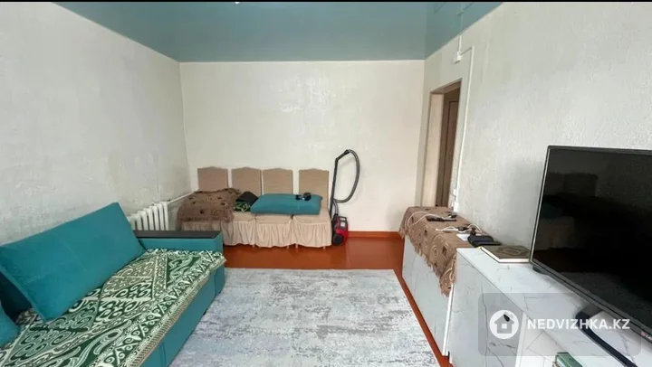 3-комнатная квартира, этаж 2 из 2, 57 м², фотография 3