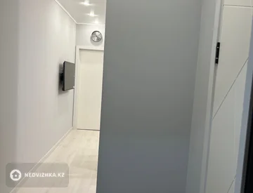 1-комнатная квартира, этаж 8 из 10, 30 м², На длительный срок, миниатюра 7