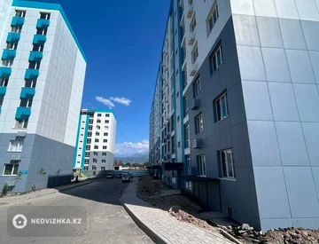 1-комнатная квартира, этаж 4 из 9, 47 м², миниатюра 3
