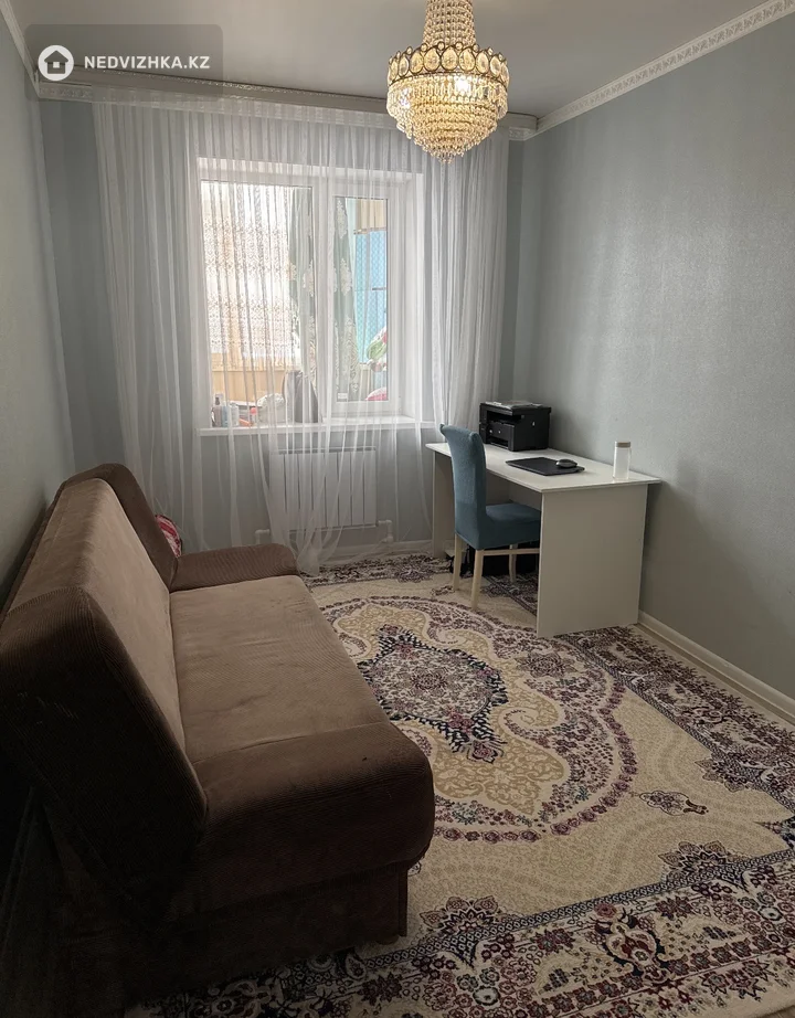 4-комнатная квартира, этаж 4 из 5, 109 м², На длительный срок, фотография 2