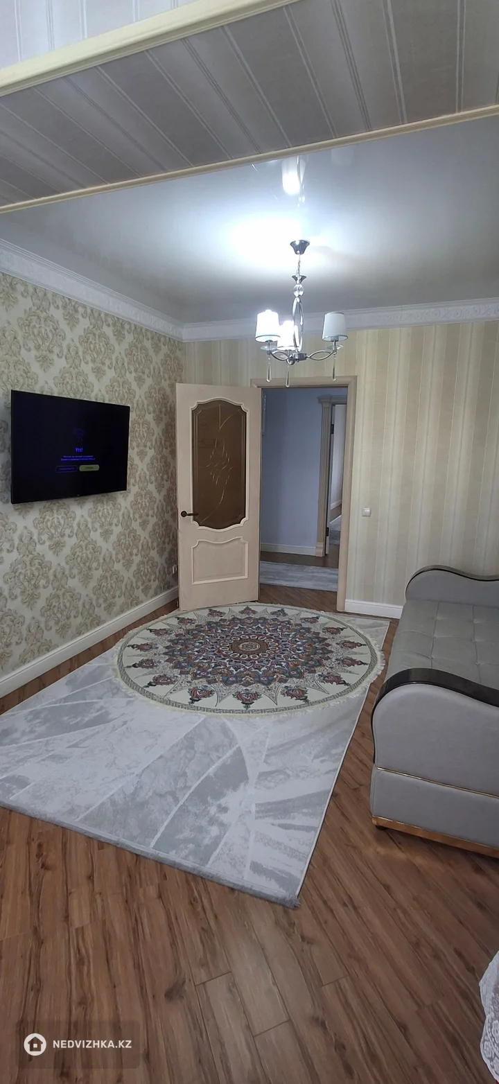 5-комнатная квартира, этаж 2 из 5, 107 м², фотография 5