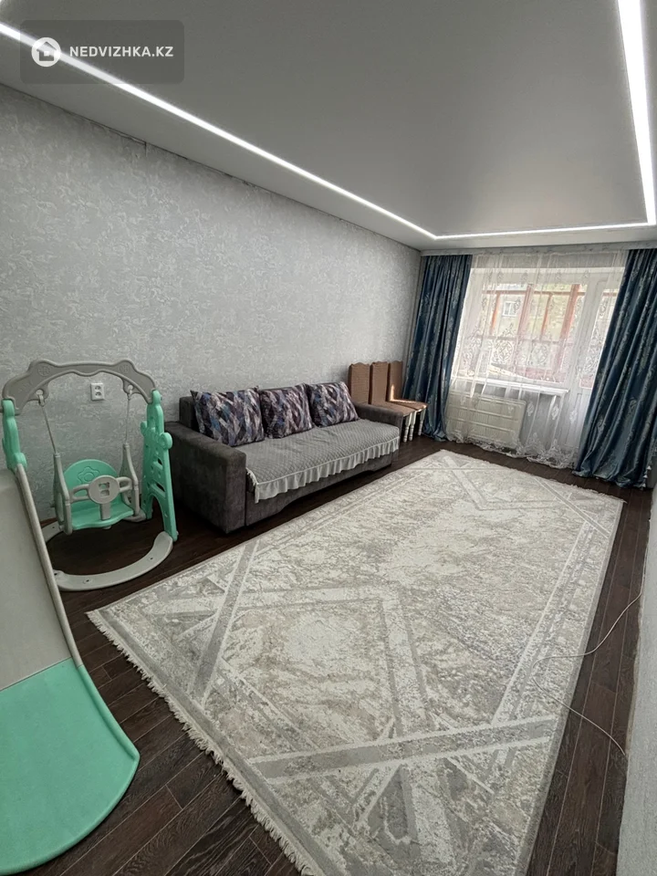 2-комнатная квартира, этаж 2 из 5, 44 м², фотография 4