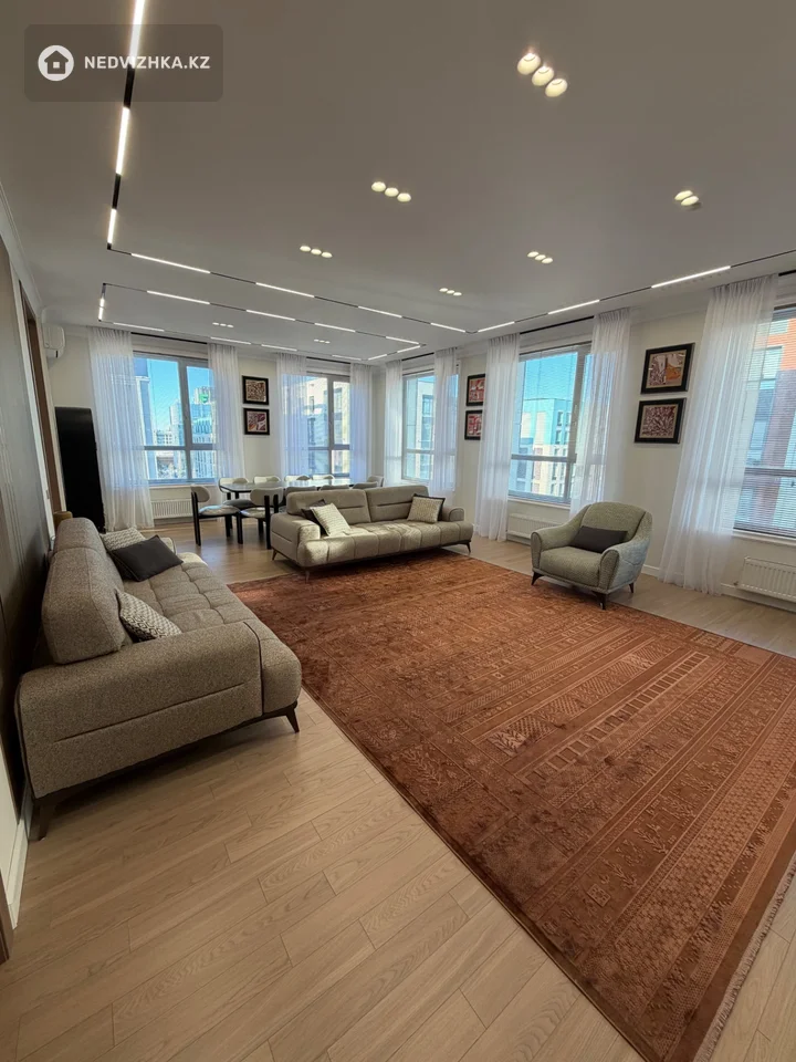 4-комнатная квартира, этаж 7 из 9, 164 м², фотография 4