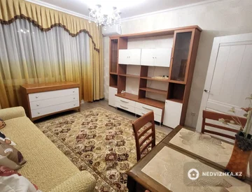 2-комнатная квартира, этаж 2 из 5, 54 м², На длительный срок, миниатюра 1