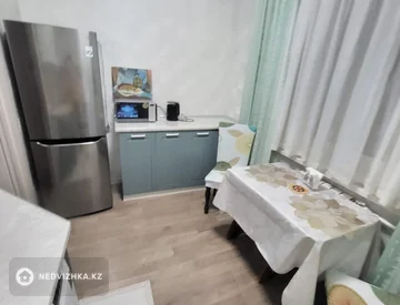 2-комнатная квартира, этаж 2 из 5, 54 м², На длительный срок, миниатюра 7