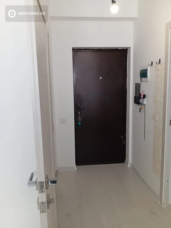 1-комнатная квартира, этаж 2 из 3, 38 м², фотография 5