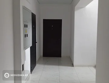 1-комнатная квартира, этаж 2 из 3, 38 м², миниатюра 6