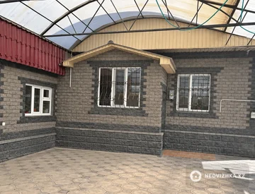 4-комнатная квартира, этаж 1 из 1, 120 м², миниатюра 2