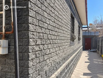 4-комнатная квартира, этаж 1 из 1, 120 м², миниатюра 4