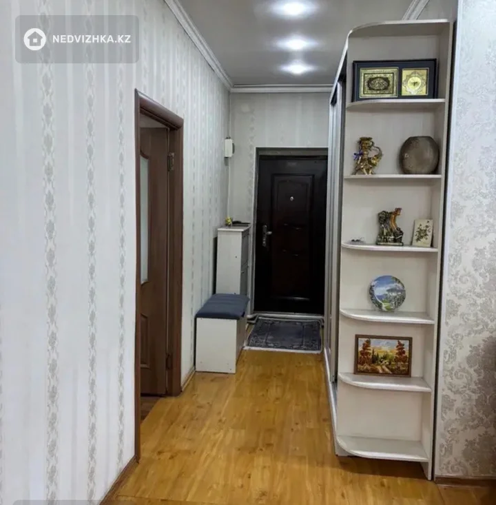 4-комнатная квартира, этаж 1 из 1, 120 м², фотография 3