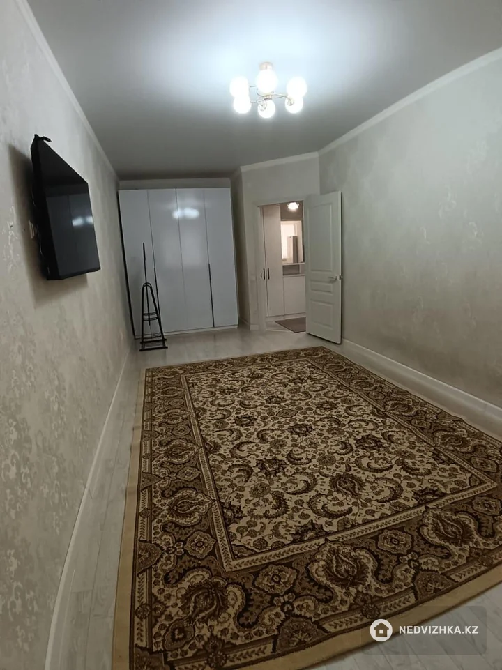 1-комнатная квартира, этаж 5 из 5, 40 м², фотография 3